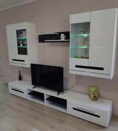 Luxury And Stylish Apartmen, Metro Station Obelya صوفيا المظهر الخارجي الصورة