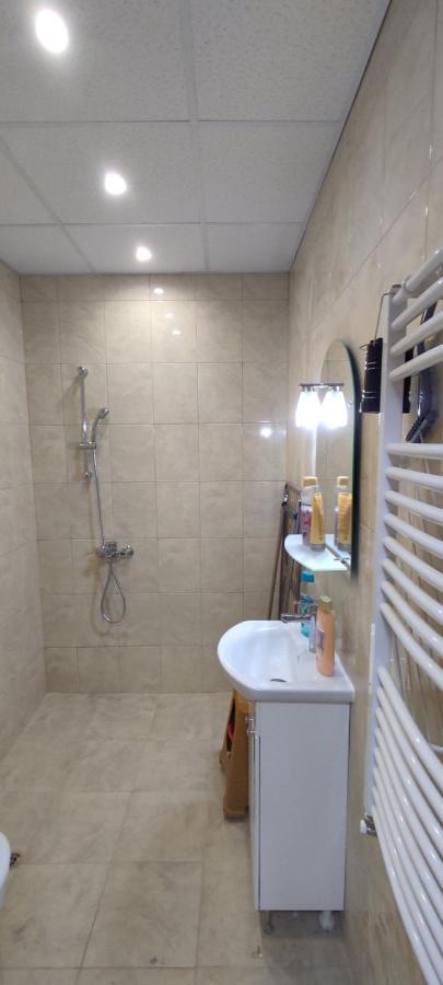 Luxury And Stylish Apartmen, Metro Station Obelya صوفيا المظهر الخارجي الصورة